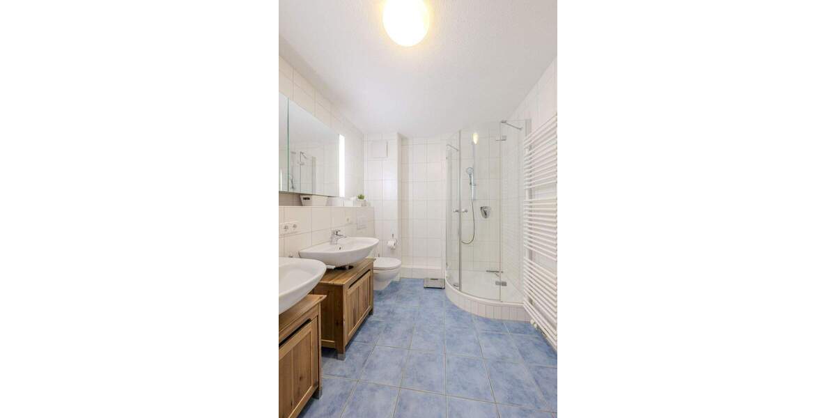 Reihenmittelhaus Stuttgart Neugereut - 4 Zimmer, 120 m&sup2;, 679.000&euro; | Angebot:24794184