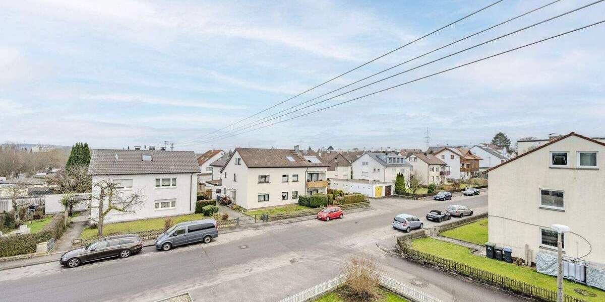 Mehrfamilienhaus, Wohnhaus Sindelfingen / Maichingen Maichingen - 8 Zimmer, 145 m&sup2;, 695.000&euro; | Angebot:25746135