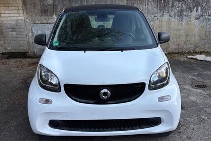 Smart ForTwo 67.000 km 9.500 &euro; Schönaich 71101