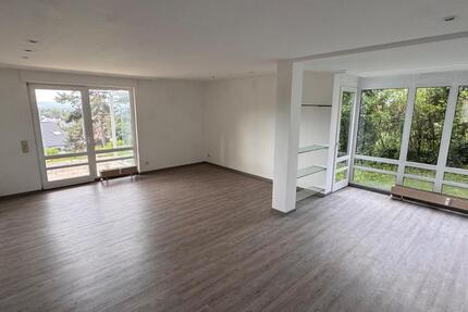Wohnung Esslingen am Neckar Hegensberg - 4.5 Zimmer, 109 m&sup2;, 1.300&euro; | Angebot:26311596
