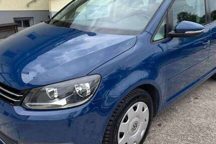 VW Touran 130.000 km 9.250 € Sindelfingen/Stuttgart 71069