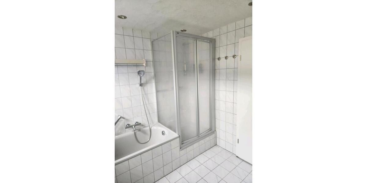 Erdgeschoßwohnung Bad Liebenzell - 4 Zimmer, 105 m&sup2;, 350.000&euro; | Angebot:24764314