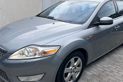 Ford Mondeo 144.800 km 5.999 € Herrenberg 71083