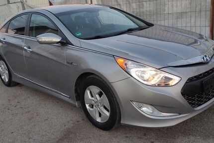 Hyundai SONATA 290.000 km 4.200 &euro; Sindelfingen 71069