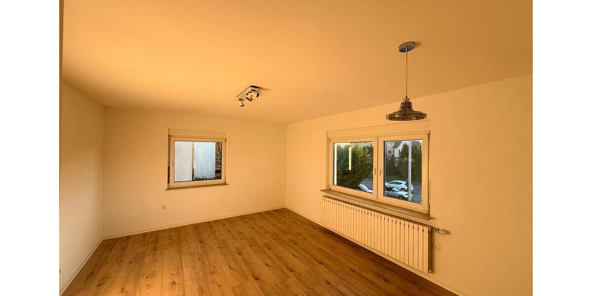 Etagenwohnung Ludwigsburg Hoheneck - 3 Zimmer, 75 m&sup2;, 600&euro; | Angebot:25342638