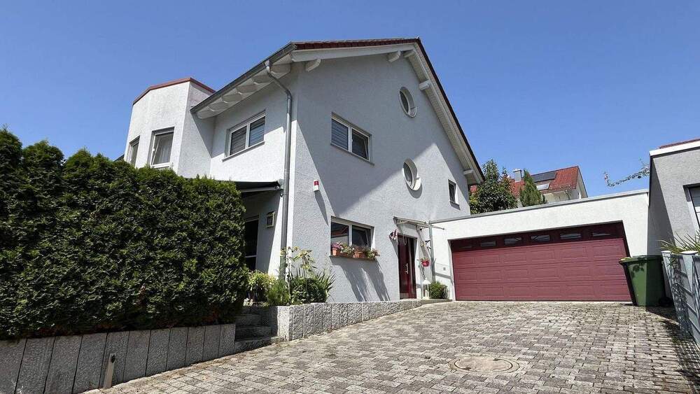 Einfamilienhaus Kornwestheim - 7 Zimmer, 334 m&sup2;, 1.773.000&euro; | Angebot:24662146