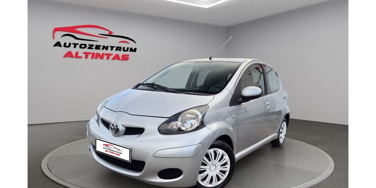 Toyota Aygo (X) 129.000 km 3.490 &euro; Holzgerlingen 71088