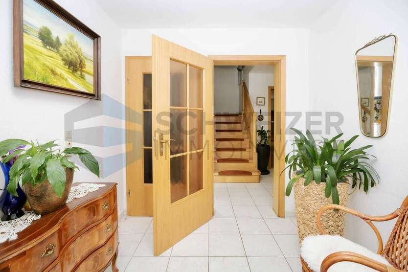 Haus zum Kaufen in Fellbach 849.000 € 202 m² 6 zimmer