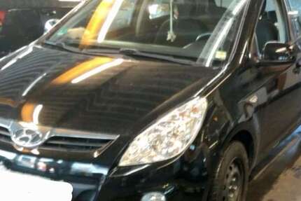 Hyundai i20 43.000 km 5.500 &euro; Stuttgart 70469