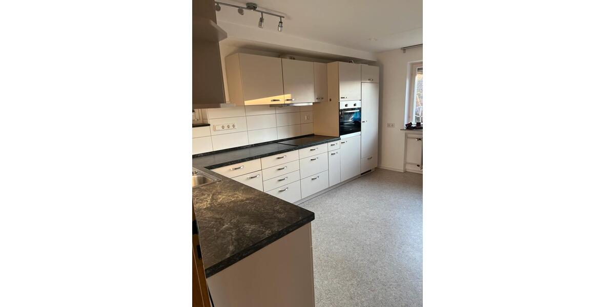 Erdgeschoßwohnung Tübingen - 3 Zimmer, 76 m&sup2;, 1.280&euro; | Angebot:24590401