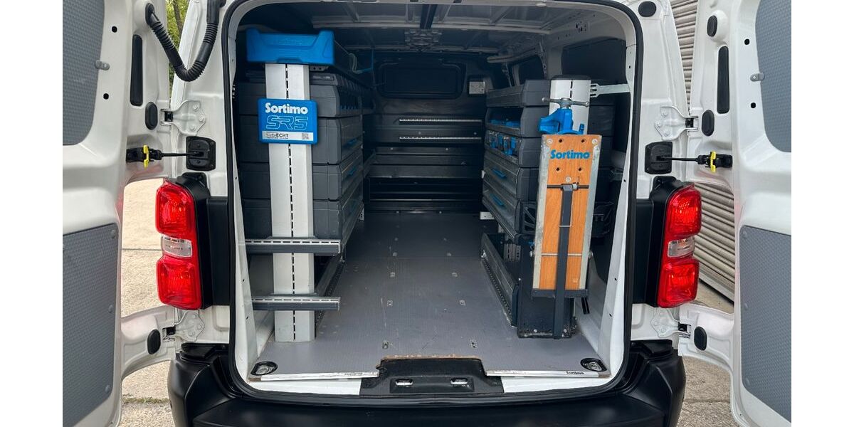 Opel Vivaro 52.357 km 18.300 &euro; Sindelfingen 71065