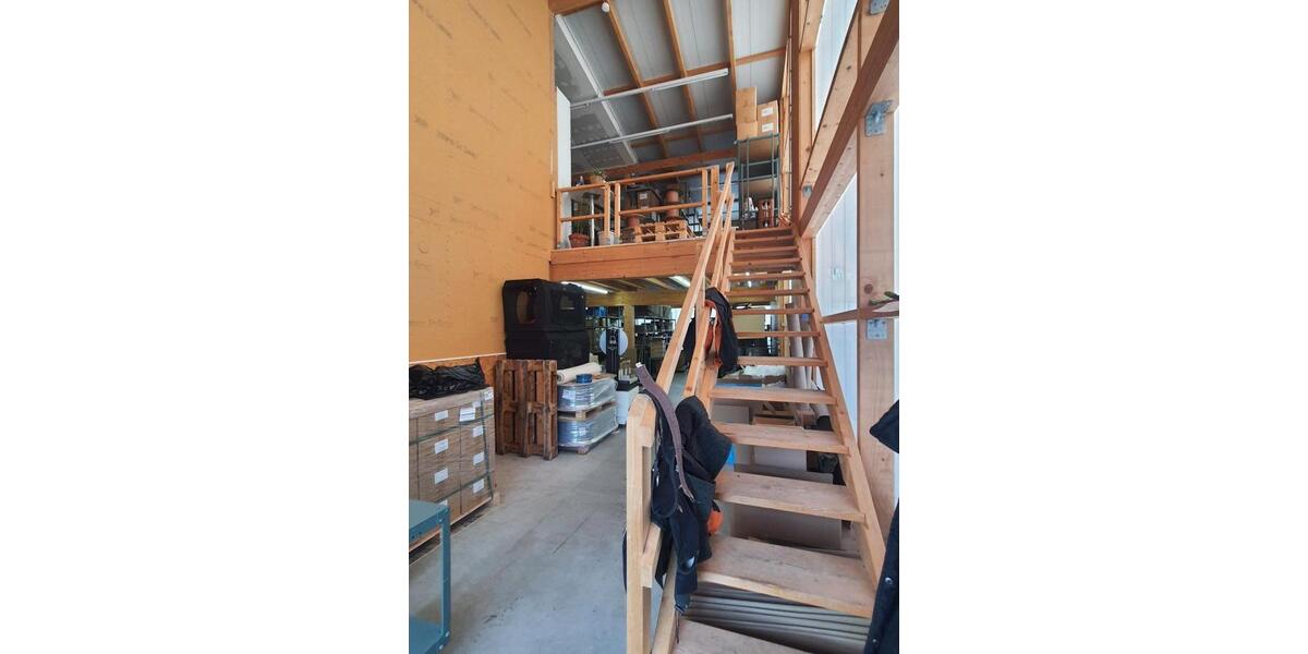 Provisionsfrei* Moderne Gewerbeimmobilie mit Büro, Wohnung und Halle - KfW 70, Solaranlage, hochwertige Ausstattung - Gewerbeobjekt Altdorf | Angebot:23812378