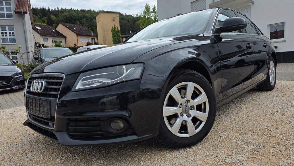 Audi A4 199.000 km 5.999 &euro; Stuttgart 70563