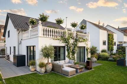 Haus Mühlacker - 6 Zimmer, 330 m&sup2;, 989.000&euro; | Angebot:27660689
