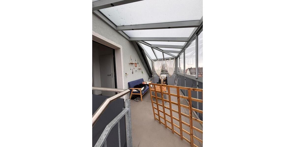 Dachgeschoßwohnung Vaihingen an der Enz - 2 Zimmer, 67 m&sup2;, 1.350&euro; | Angebot:24850539