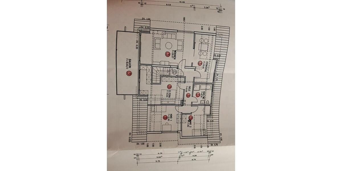 Dachgeschoßwohnung Reutlingen Reutlingen (Kernstadt) - 4 Zimmer, 108 m&sup2;, 1.500&euro; | Angebot:26205204