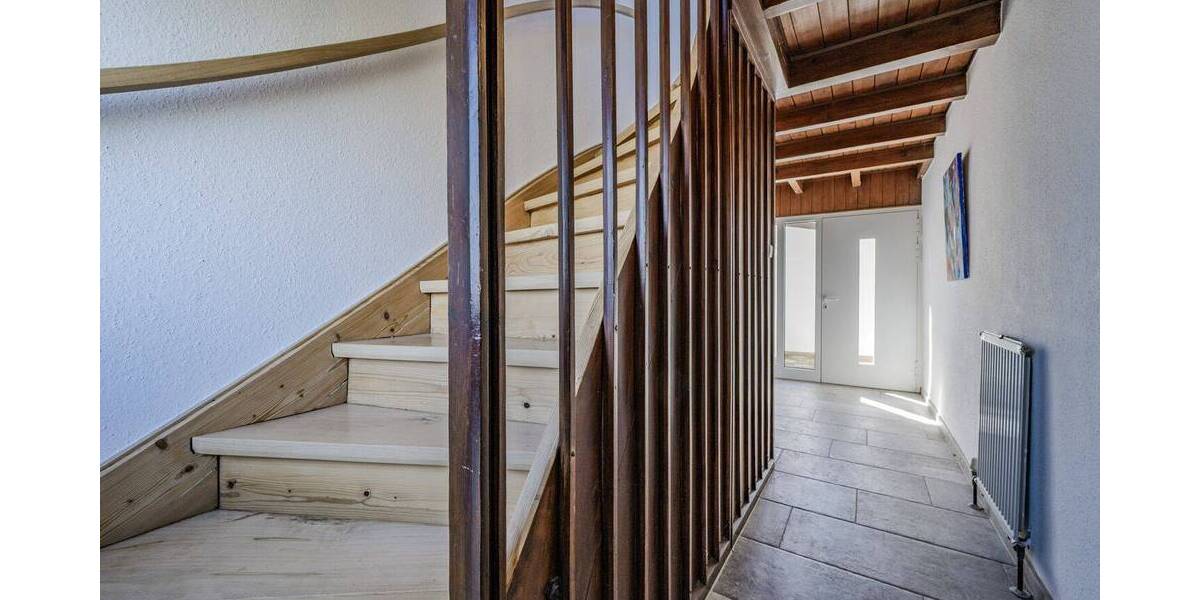 Mehrfamilienhaus, Wohnhaus Stuttgart Bergheim - 6 Zimmer, 123 m&sup2;, 670.000&euro; | Angebot:26643463