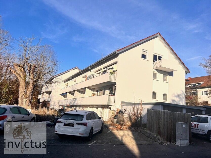 Wohnen und entspannen: 4-Zimmer-Wohnung mit Garten, XL-Terrasse und GarageStellplatz 4 zimmer