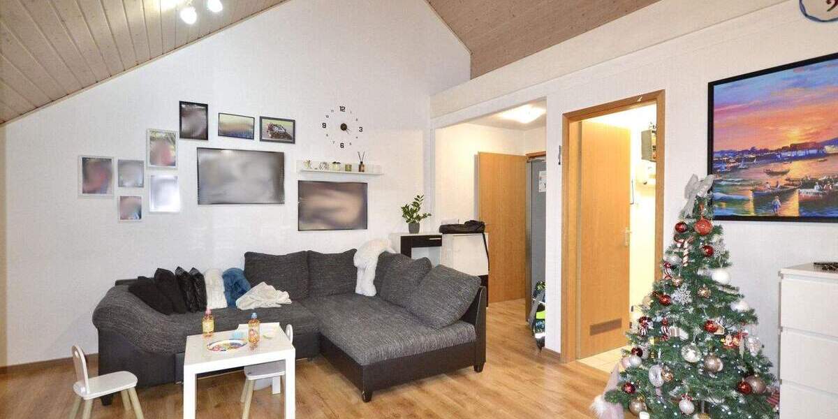 Etagenwohnung Vaihingen Vaihingen an der Enz - 3 Zimmer, 61 m&sup2;, 220.000&euro; | Angebot:24528833