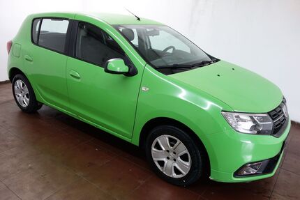 Dacia Sandero 88.000 km 5.999 &euro; Mühlacker 75417