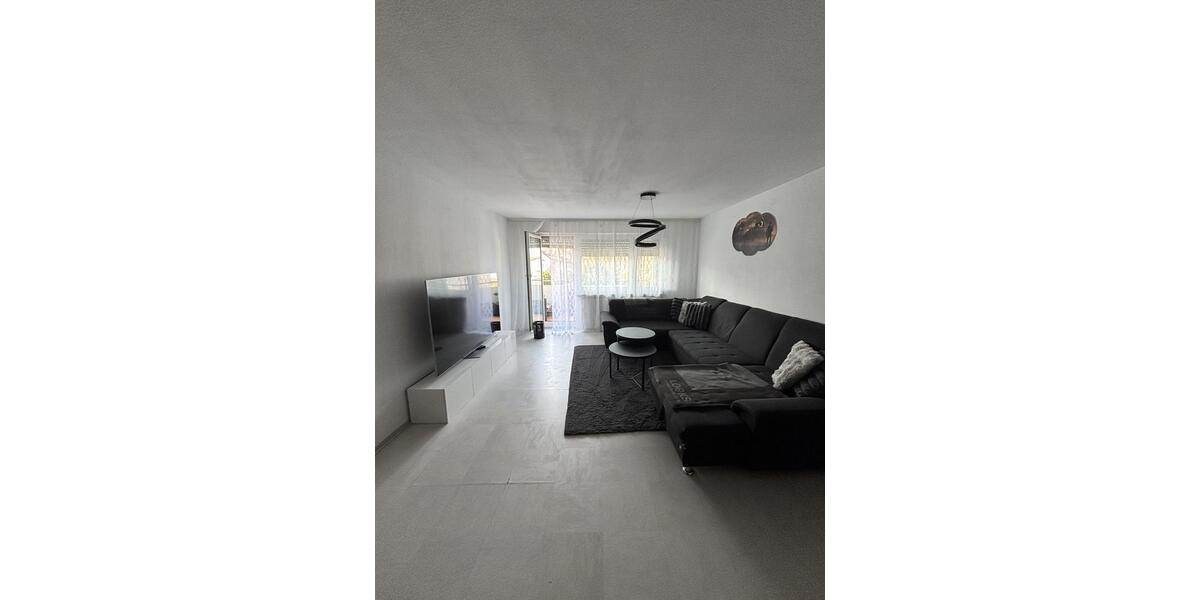 Etagenwohnung Ludwigsburg Oßweil - 3.5 Zimmer, 83 m&sup2;, 1.060&euro; | Angebot:25789024