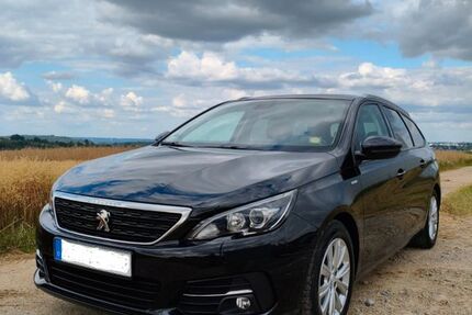 Peugeot 308 152.000 km 10.900 € Nürtingen 72622