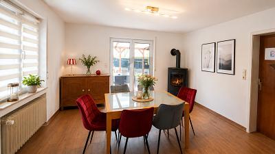 PLATZ ZUM SELBSTBEWOHNEN ODER VERMIETEN - Einfamilienhaus Reutlingen Reutlingen-Betzingen | Angebot:27639439