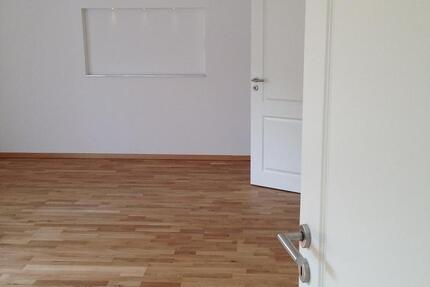Wohnung Stuttgart Botnang - 3 Zimmer, 89 m&sup2;, 1.350&euro; | Angebot:26529045