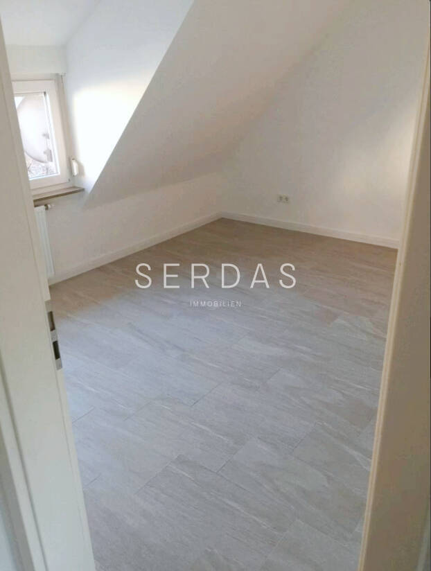 4-Familienhaus in Stuttgart-Obertürkheim - voll vermietet