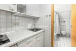Möbliertes 1-Zimmer-Apartment im DG mit TG-Stellplatz - sofort bezugsfrei in Uni-Nähe!