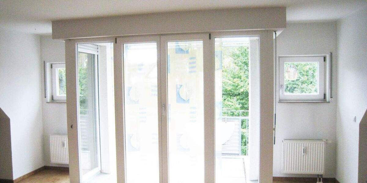 Etagenwohnung Köngen - 3 Zimmer, 82 m&sup2;, 860&euro; | Angebot:24916272