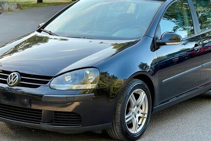 VW Golf 280.000 km 1.280 € Stuttgart 70469
