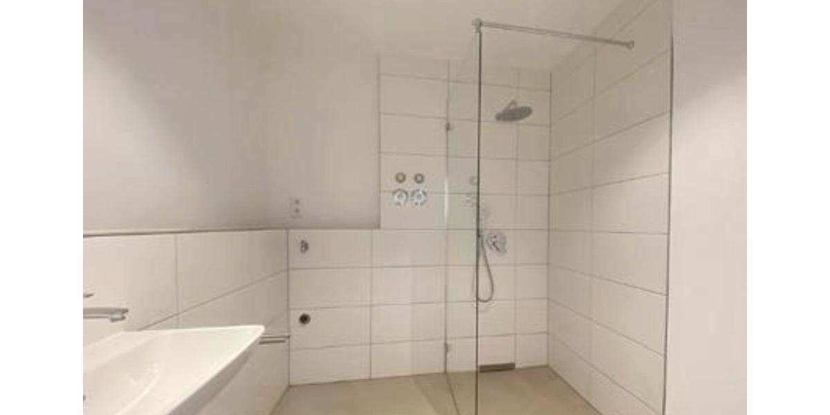 Etagenwohnung Gerlingen - 2 Zimmer, 58 m&sup2;, 1.100&euro; | Angebot:24748943
