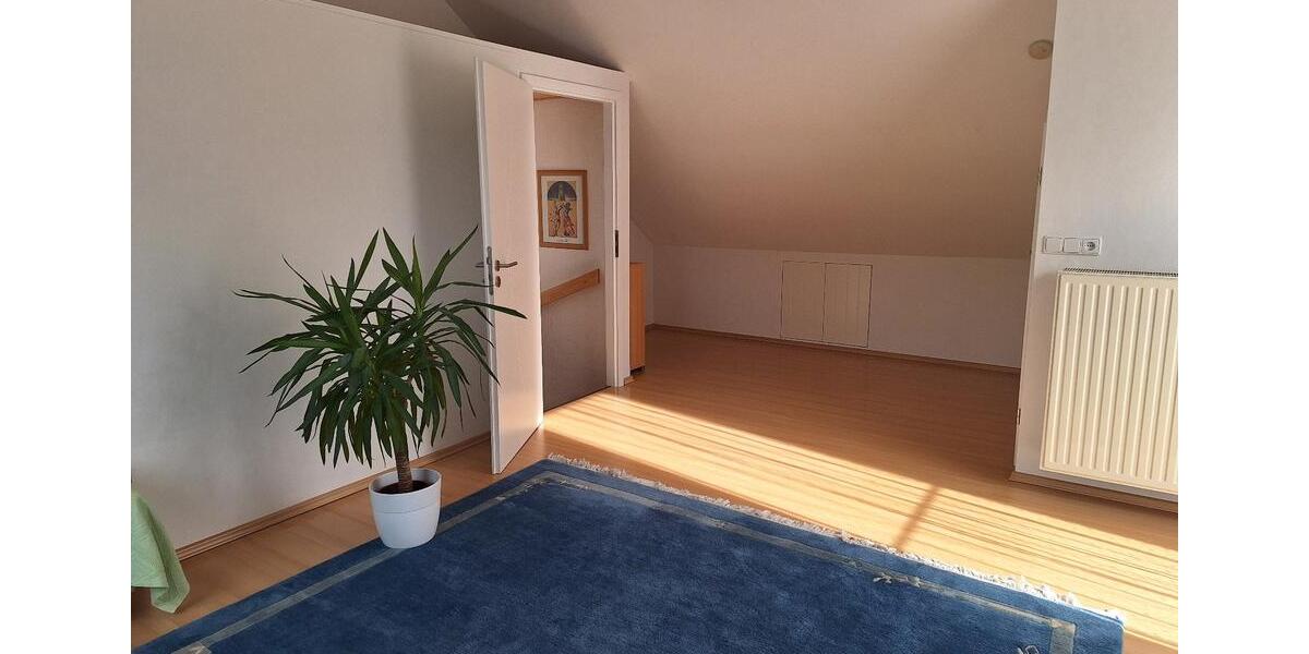 Reihenhaus Niefern-Öschelbronn Öschelbronn - 4.5 Zimmer, 127 m&sup2;, 549.000&euro; | Angebot:26085972