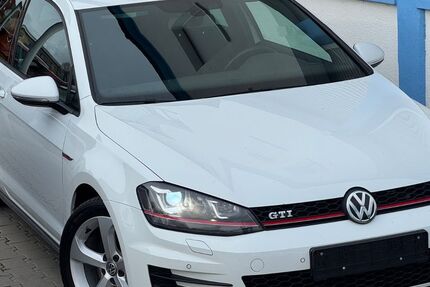 VW Golf 161.000 km 12.880 &euro; pforzheim 75181