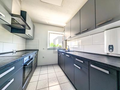 RUHIG IM GRÜNEN  MODERN & STADTNAH - Etagenwohnung Böblingen Dagersheim | Angebot:26981915