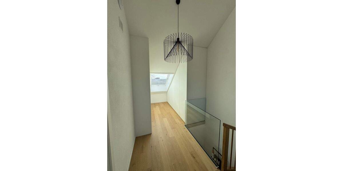 Doppelhaushälfte Renningen Malmsheim - 6 Zimmer, 226 m&sup2;, 2.850&euro; | Angebot:25629869