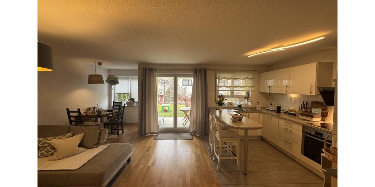 Erdgeschoßwohnung Gerlingen - 3.5 Zimmer, 79 m&sup2;, 1.100&euro; | Angebot:25328664