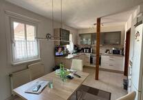 Helle 3 Zimmer Wohnung mit Balkon und Garten