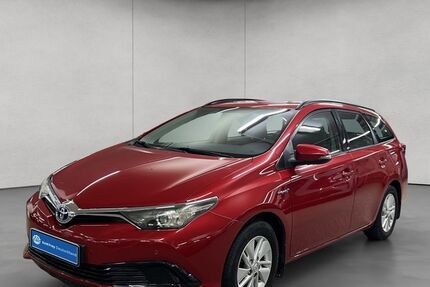 Toyota Auris 50.496 km 14.890 € Filderstadt 70794
