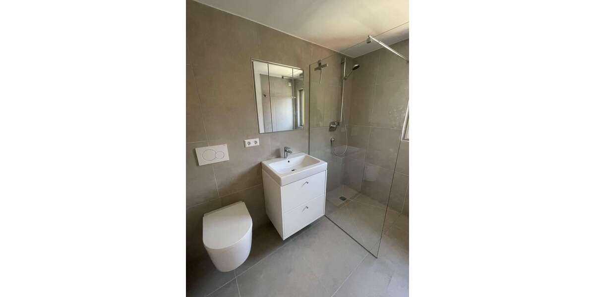 Etagenwohnung Ludwigsburg Hoheneck - 2 Zimmer, 55 m&sup2;, 900&euro; | Angebot:27032384