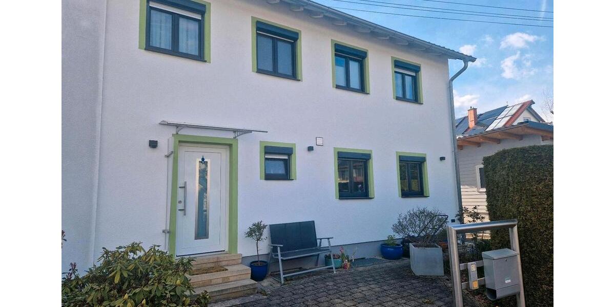Doppelhaushälfte Nufringen - 6 Zimmer, 160 m&sup2;, 590.000&euro; | Angebot:26044573