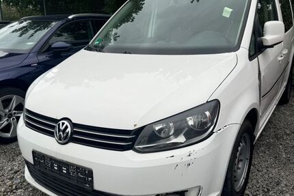VW Caddy 200.000 km 11.980 € Holzgerlingen 71088