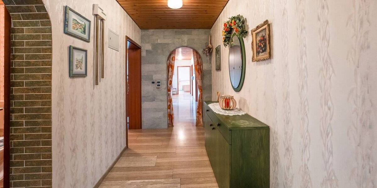 Bungalow Kernen im Remstal Rommelshausen - 4 Zimmer, 131 m&sup2;, 639.000&euro; | Angebot:26082533