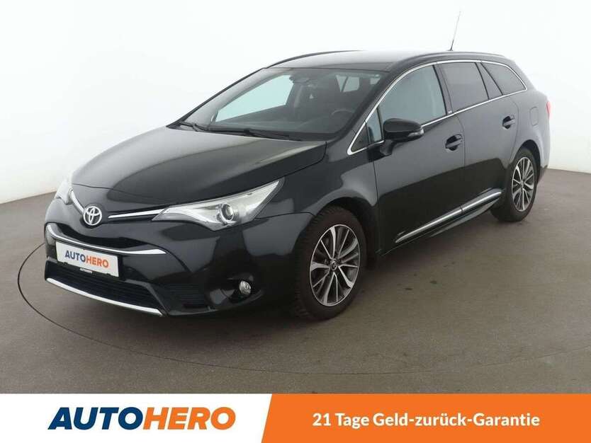 Toyota Avensis 77.891 km 15.890 € Stuttgart 70195