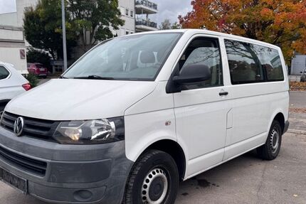 VW T5 Transporter 172.876 km 9.299 &euro; Korntal-Münchingen 70825
