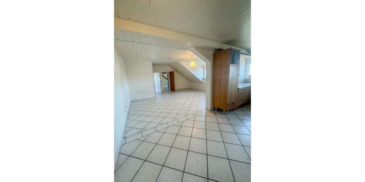 Dachgeschoßwohnung Wurmberg - 5 Zimmer, 128 m&sup2;, 299.000&euro; | Angebot:24652763