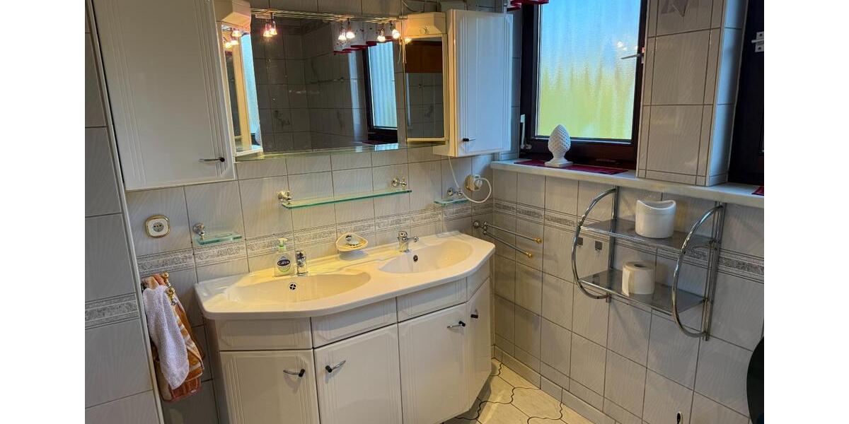 Bungalow Bietigheim-Bissingen Bissingen - 4.5 Zimmer, 134 m&sup2;, 1.560&euro; | Angebot:24744632