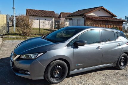 Nissan Leaf 59.000 km 10.450 &euro; Steinenbronn 71144