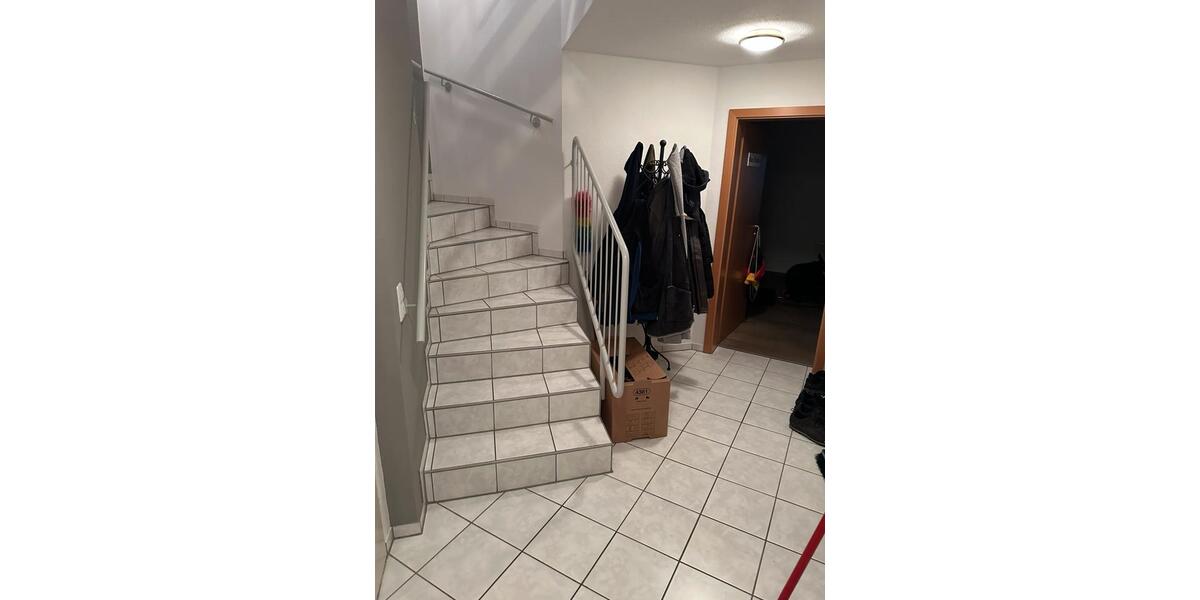 Reihenhaus Reutlingen Sondelfingen - 5.5 Zimmer, 163 m&sup2;, 550.000&euro; | Angebot:26636301